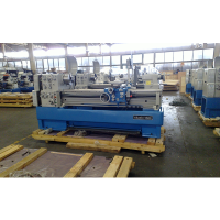 C6246 manual lathe machine metal cutting